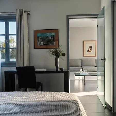 The Petra, Small Luxury Of The World