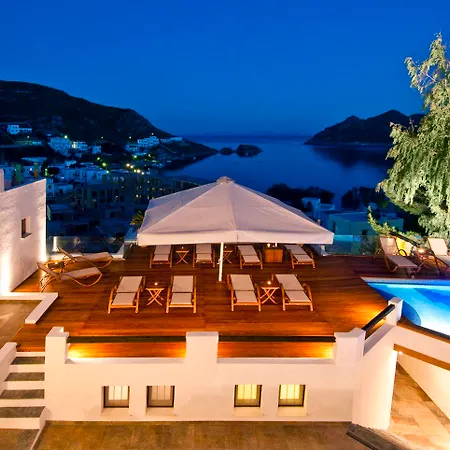 ホテル The Petra, Small Luxury Of The World Grikos Bay (Patmos)