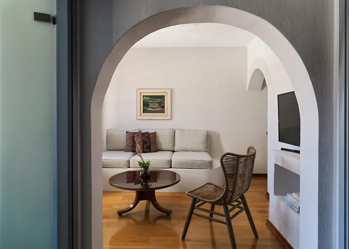 The Petra, Small Luxury Of The World Hotel Grikos Bay (Patmos)