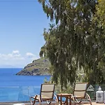 The Petra, Small Luxury Of The World 2* Γροίκος