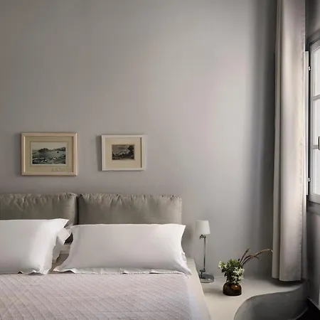 Petra Hotel&suites 2*