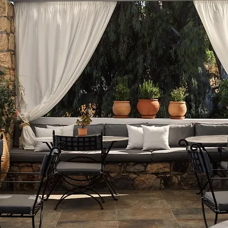 The Petra, Small Luxury Of The World 2* Grikos Bay (Patmos)