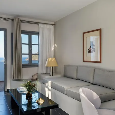 Hotel Petra Hotel&suites 2*