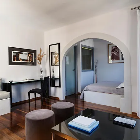 מלון The Petra, Small Luxury Of The World Grikos Bay (Patmos)