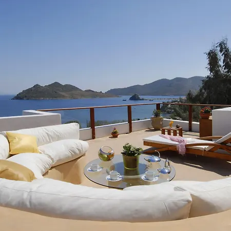 The Petra, Small Luxury Of The World 2* Grikos Bay (Patmos)