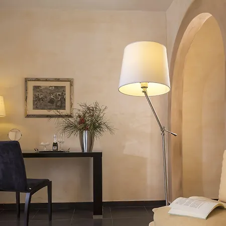 The Petra, Small Luxury Of The World