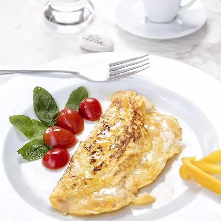 The Petra, Small Luxury Of The World