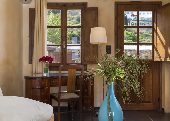 Ξενοδοχείο The Petra, Small Luxury Of The World 2*