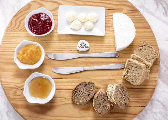 The Petra, Small Luxury Of The World 2* Γροίκος